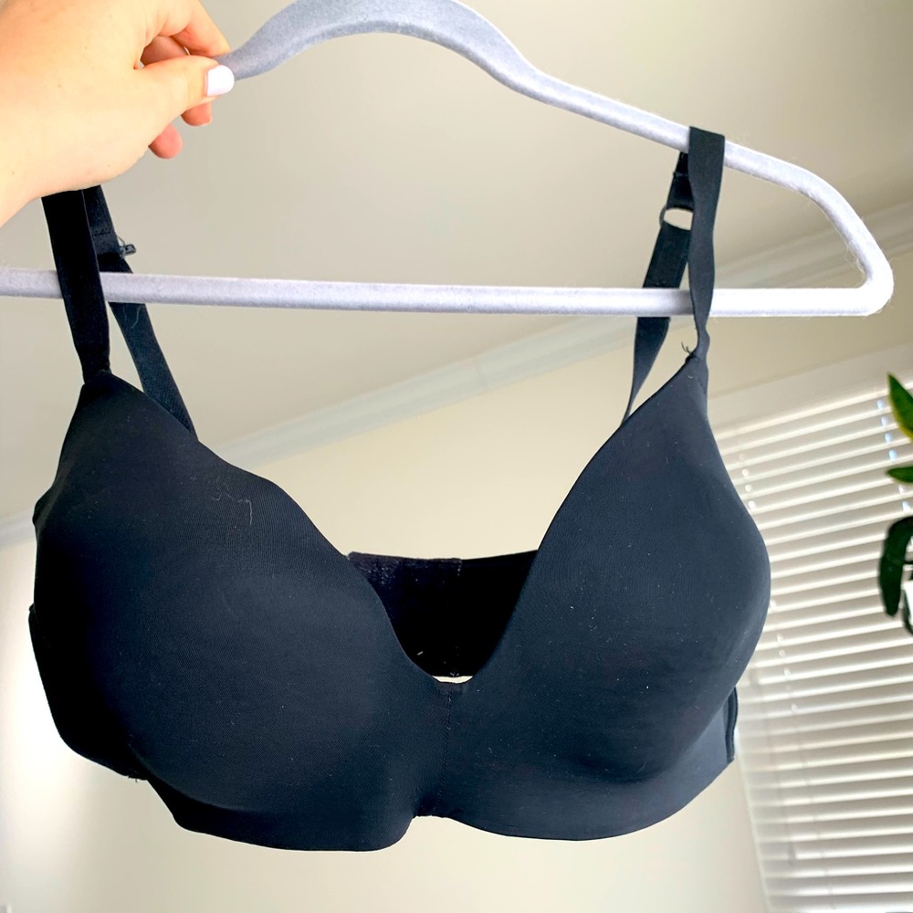 Wireless lightly lined Auden convertible bra